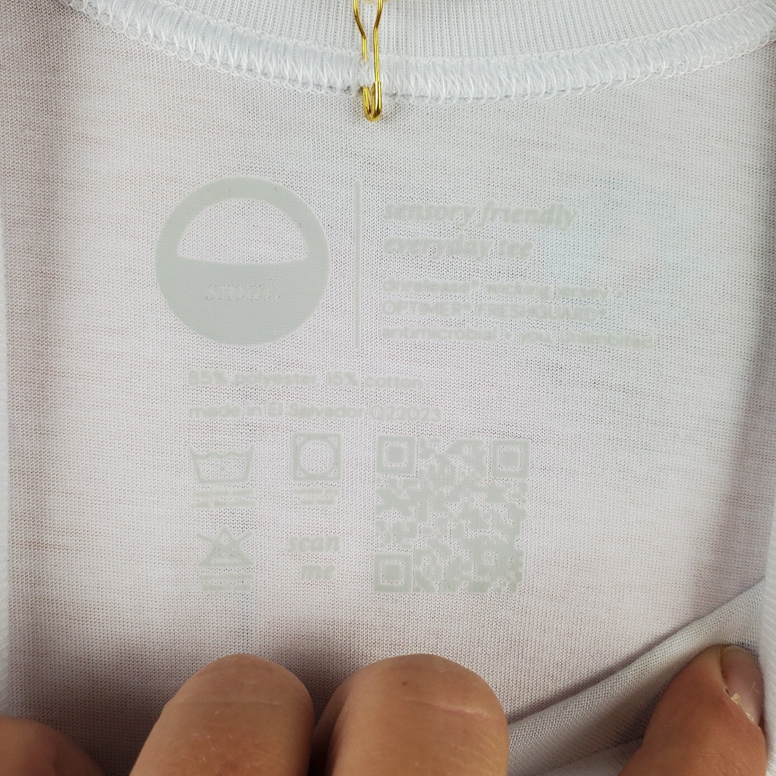 No Limbits Sensory Friendly T Shirt Women S White Moisture Wicking Everyday Wear — image 3 of 7